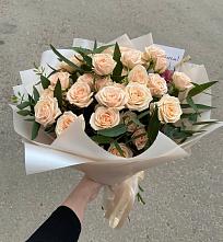 Букет Кремовые розы Латте в Новодрожжино